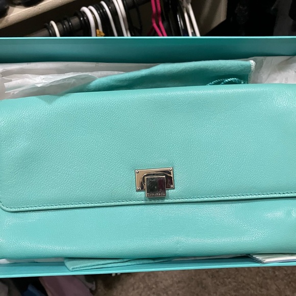 Tiffany wristlet/clutch - Picture 5 of 7